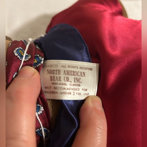 NWT: Vintage - Rare Find - North American Bear Co V.I.B. Celebrity Collection - - Picture 5 of 6